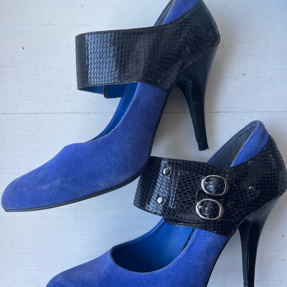 Fergalicious by Fergie Blue/Black Heels
